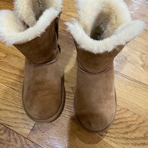 Ugg